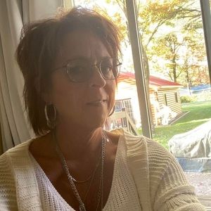 Meet your Posher, Nancy